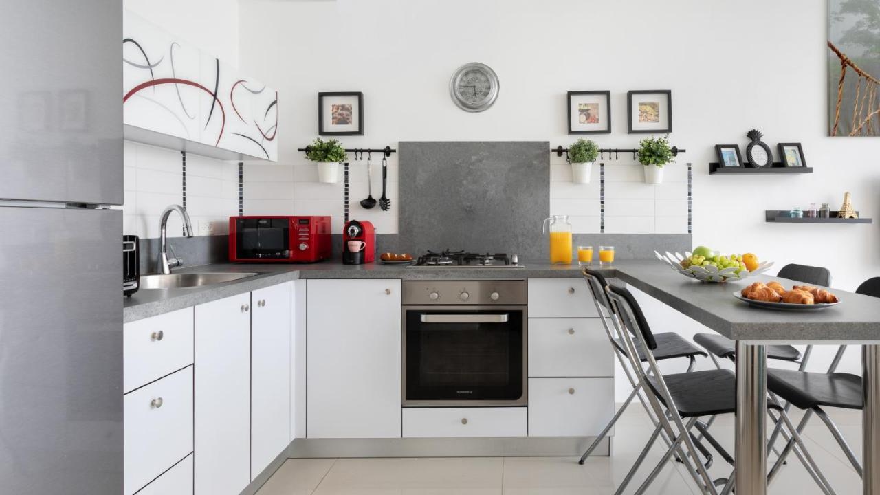 Stylish 1Br Flat For 4 Ppl In Allenby By Holyguest Tel-Aviv Kültér fotó