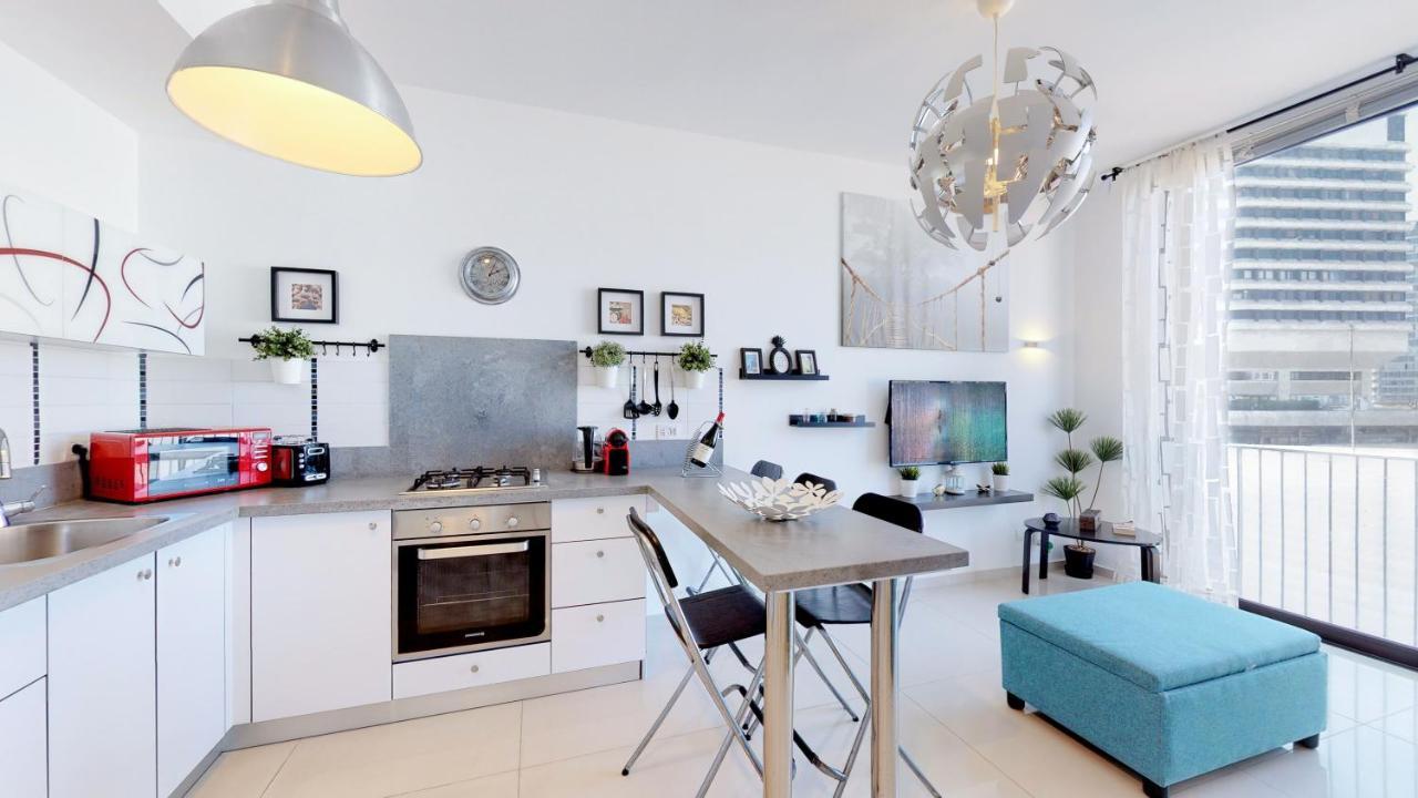 Stylish 1Br Flat For 4 Ppl In Allenby By Holyguest Tel-Aviv Kültér fotó